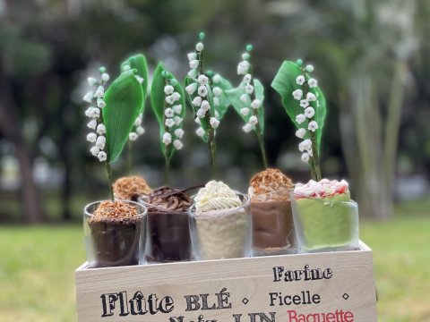 les Muguets du premier mai sont arrivés à la boulangerie-pâtisserie saint-alexandre